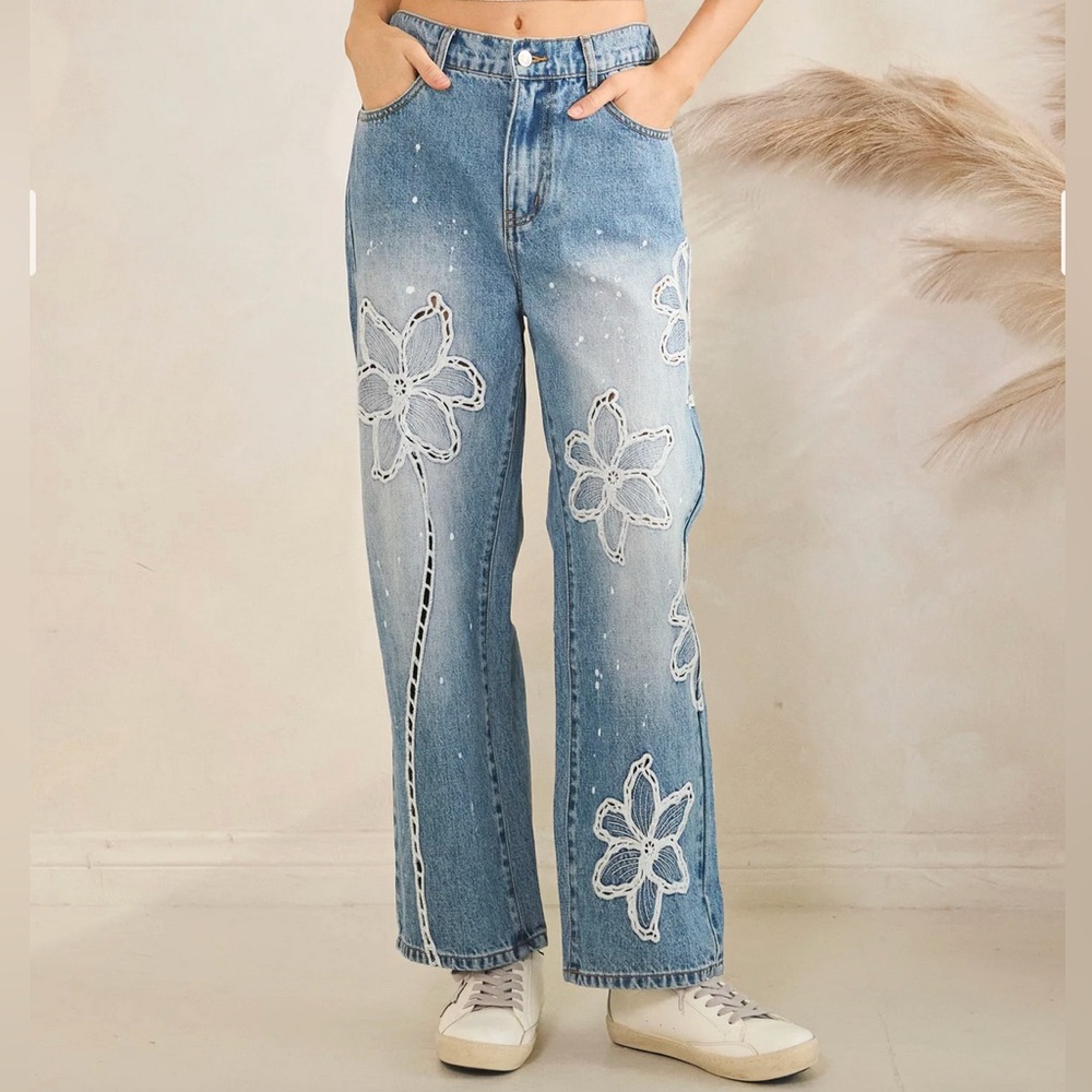 Oli & Hali Floral Embroidered Straight Jeans